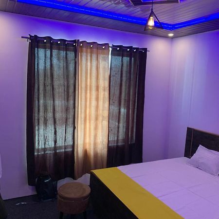 Privyrooms Gorakhpur Eksteriør bilde