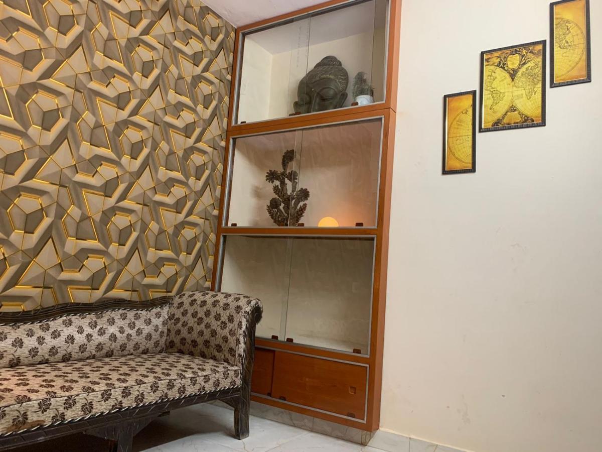 Privyrooms Gorakhpur Eksteriør bilde